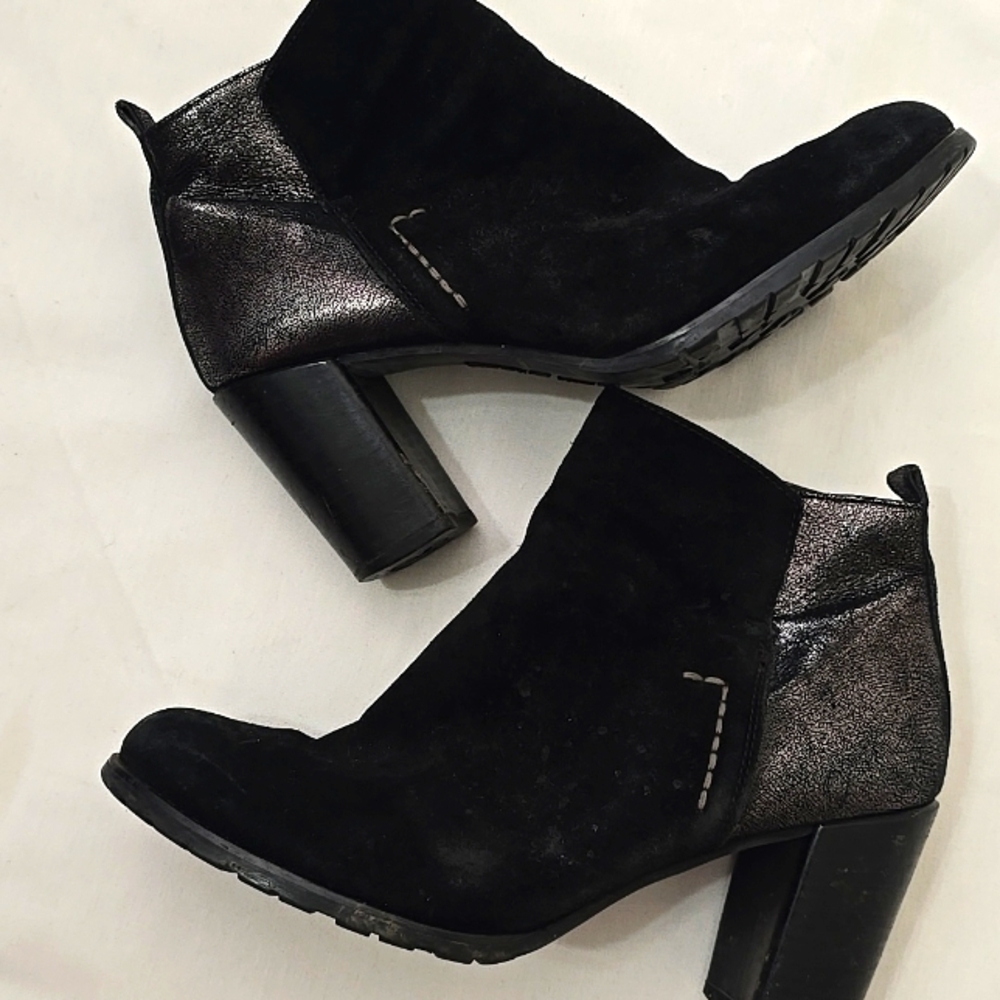 Paul Green leather and suede heeled ankle booties US‎ size 8